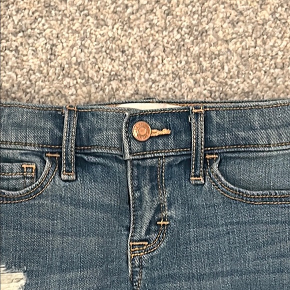 Abercrombie Kids Distressed Adjustable Waist Jean Shorts - Picture 4 of 9